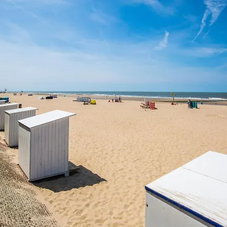 Daire Attractive Near The Middelkerke